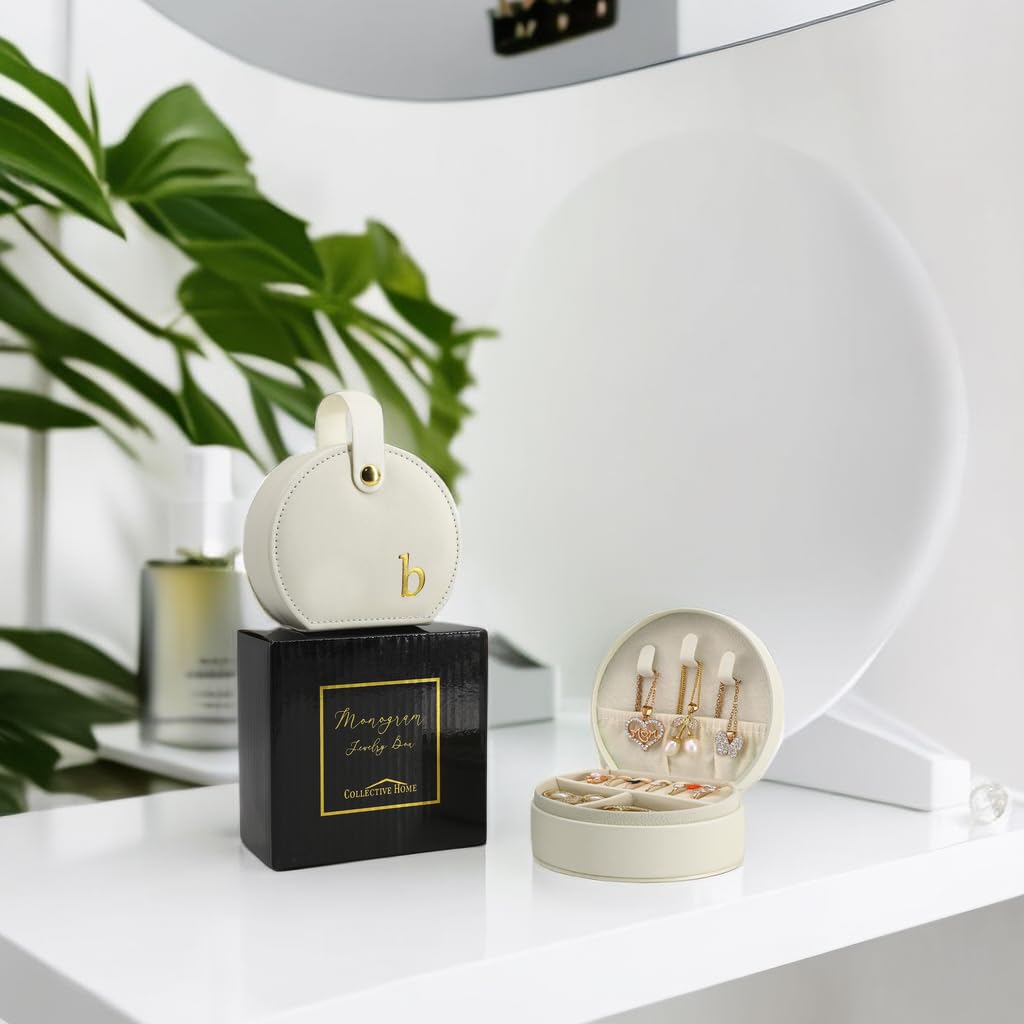 COLLECTIVE HOME - Travel Jewelry Case, Elegant Half-Moon Design with Gold Monogram, Detachable Handle, Personalized Accessory Organizer, Gift for Fashion-Forward Women and Teens (s)