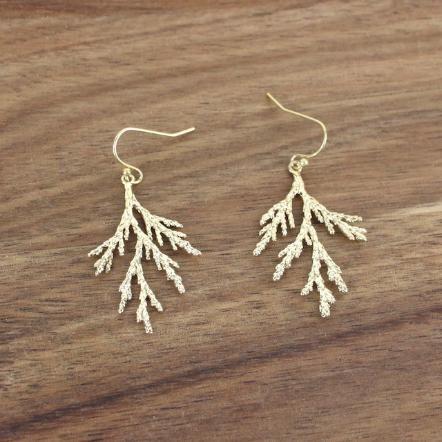 Pretty Persuasions - E23394 Gold Conifer Brass Earrings