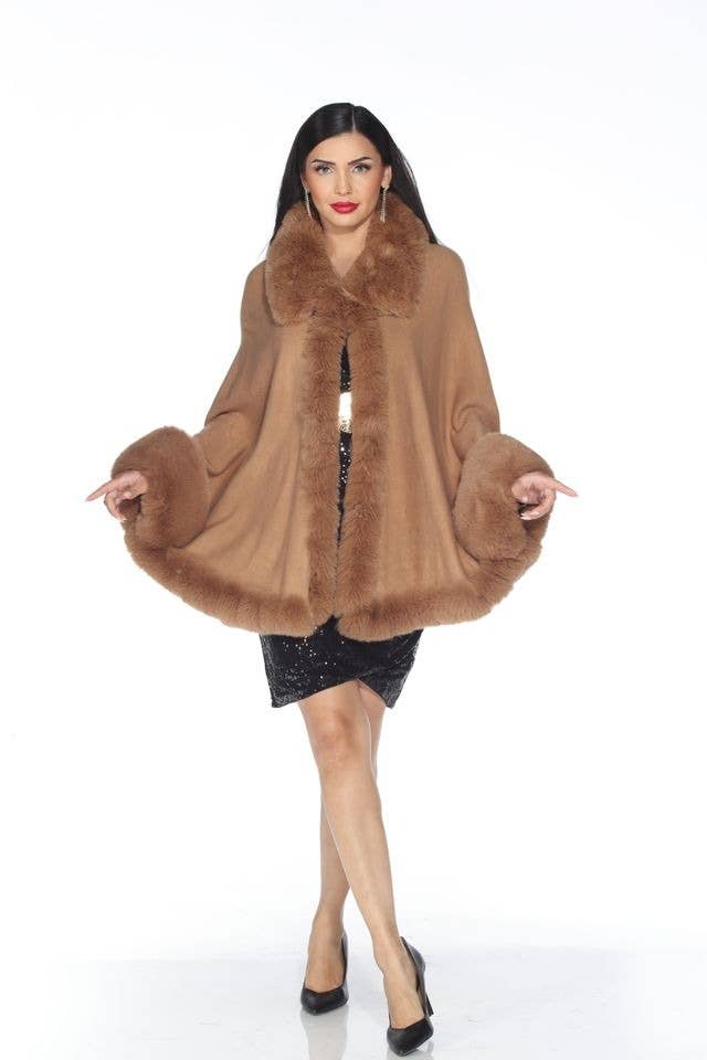Aris A - Elegant Fur Cape: Black / One Size