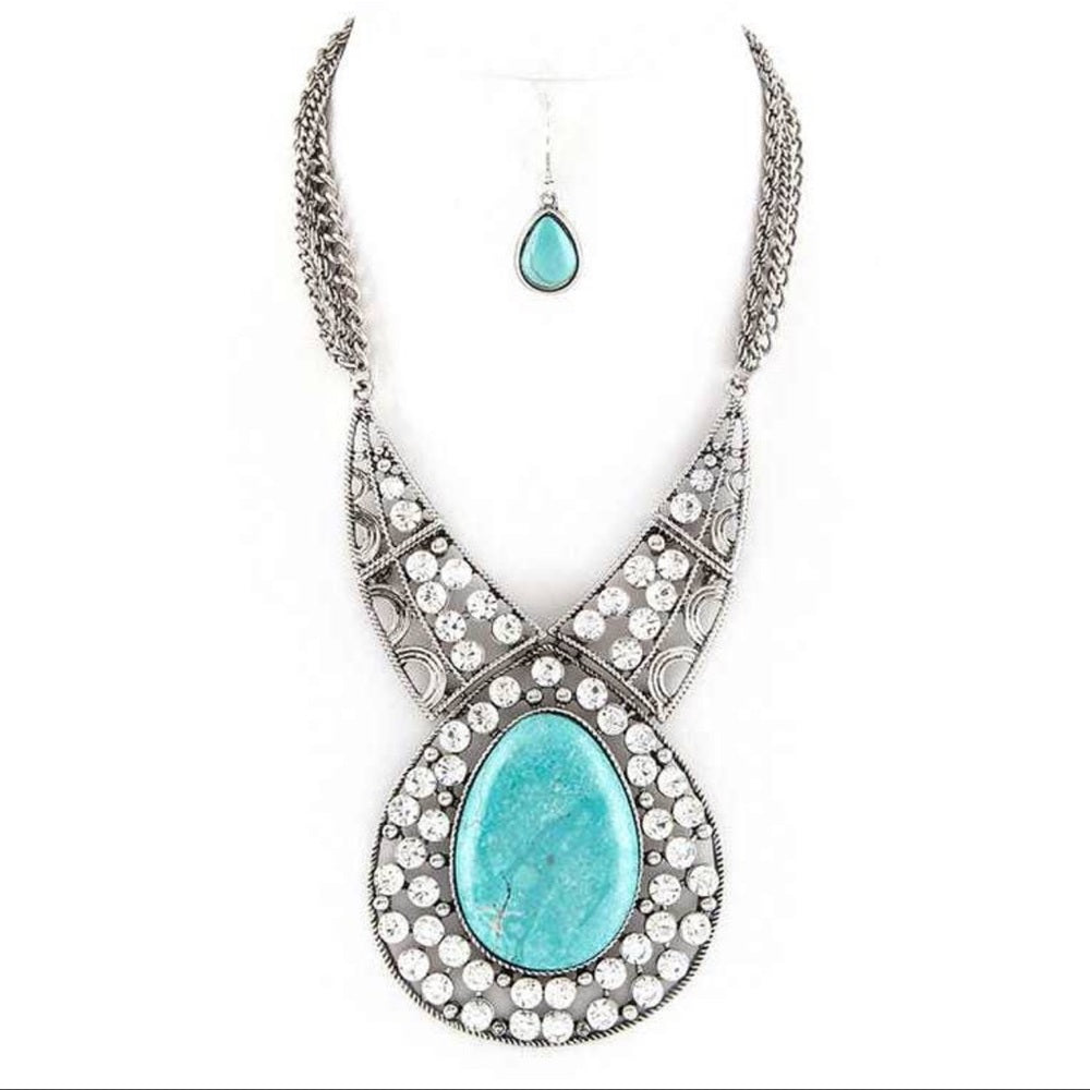 Jumbo Crystal Teardrop Collar Necklace Set