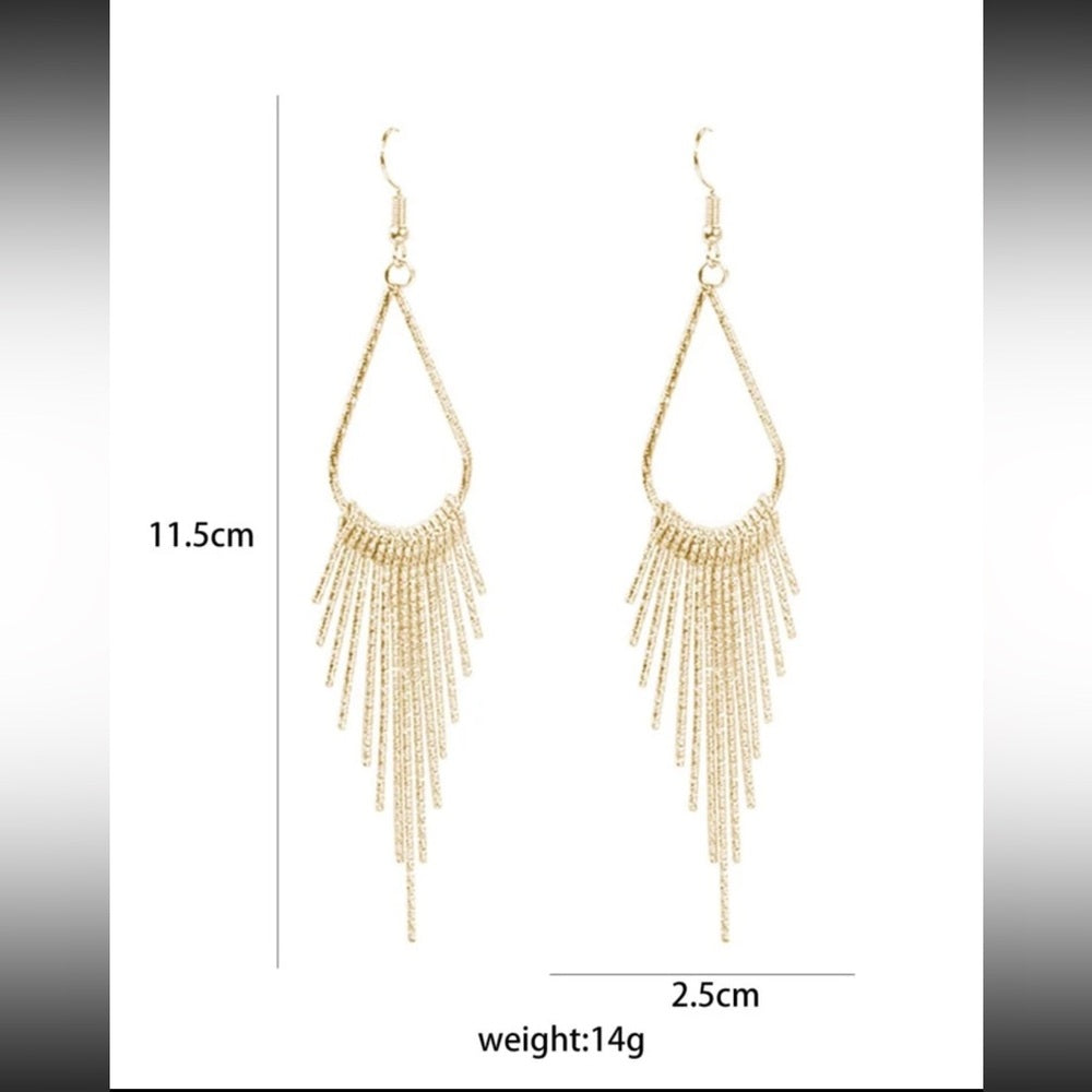 Elegant Gold Dangle Earrings