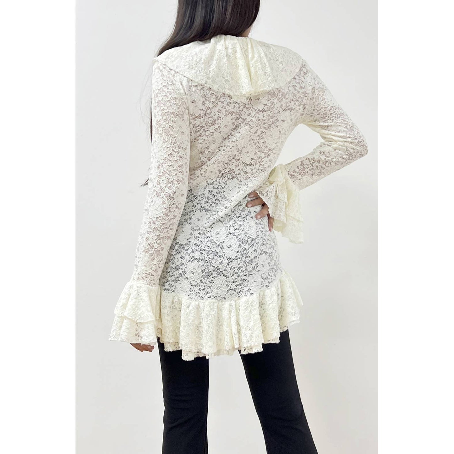 XHHH Inc - Ruffle Lace Flare Sleeve Blouse: BEIGE / S