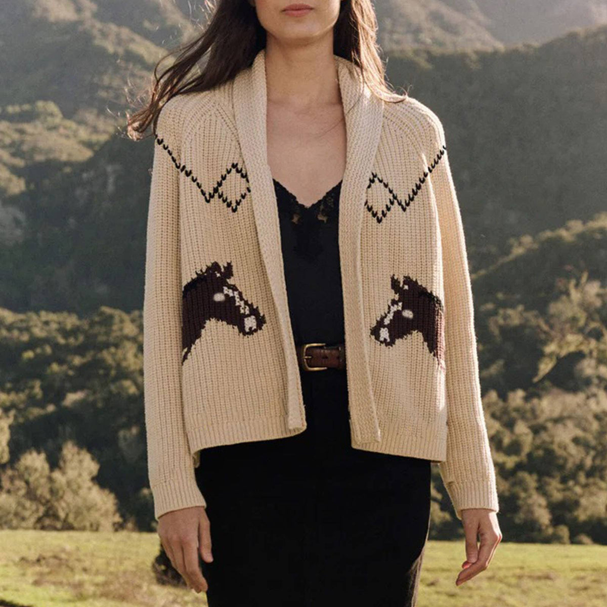 Lily Clothing - Fashionable retro art lapel knitted cardigan: NAVY / (L) 1