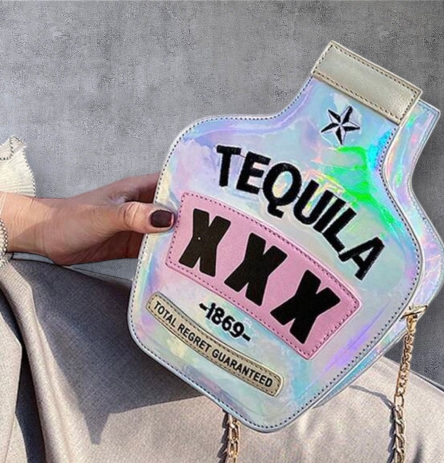 Y2K Laser Bottle-Shaped Purse Sequins Kawaii Tequila Chain Crossbody Bag