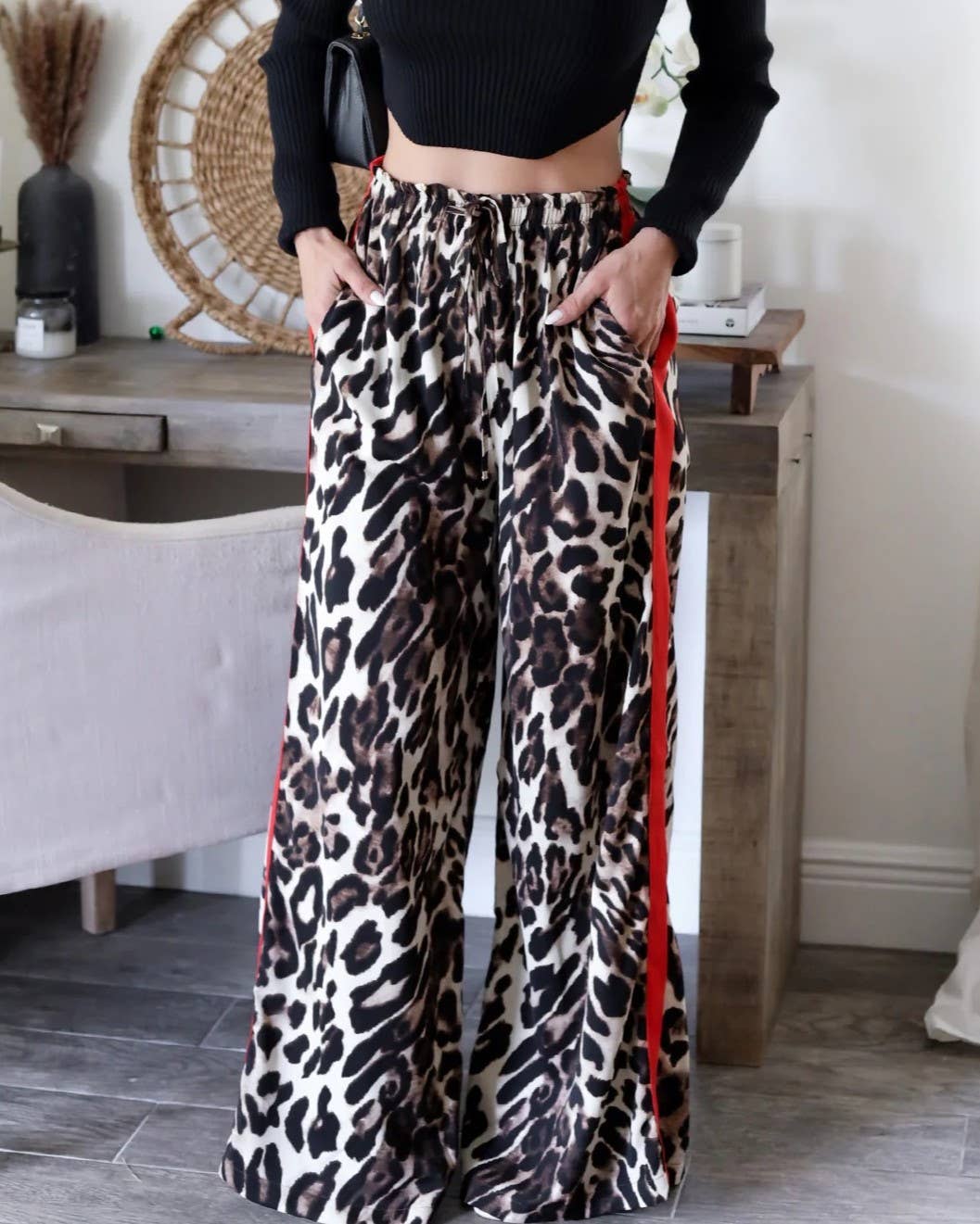 HIDDENBRAND - Street Leopard Print Side Striped Straight Pants: Leopard / S
