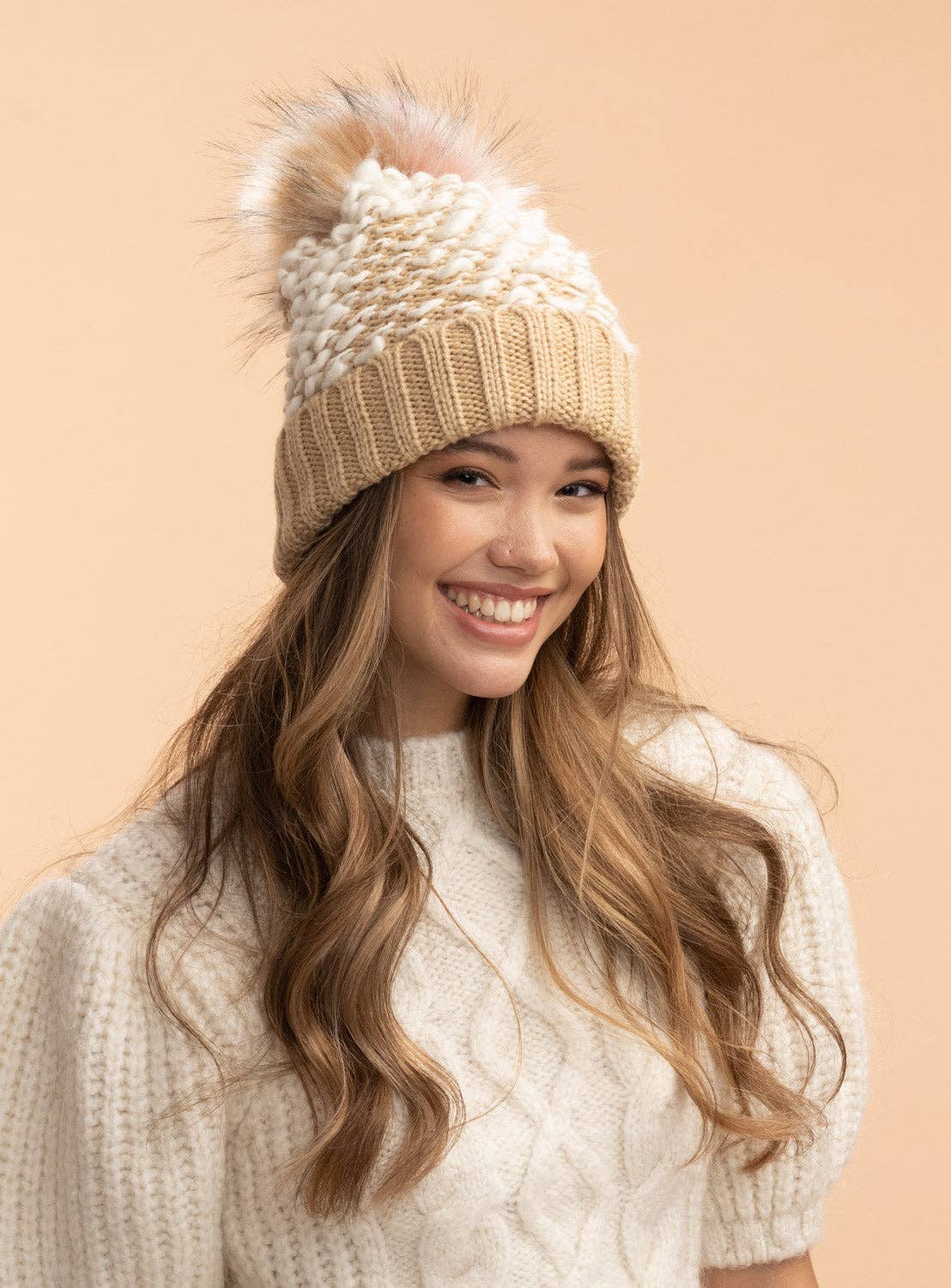 Kyi Kyi - Harmony Faux Fur Beanie: Black