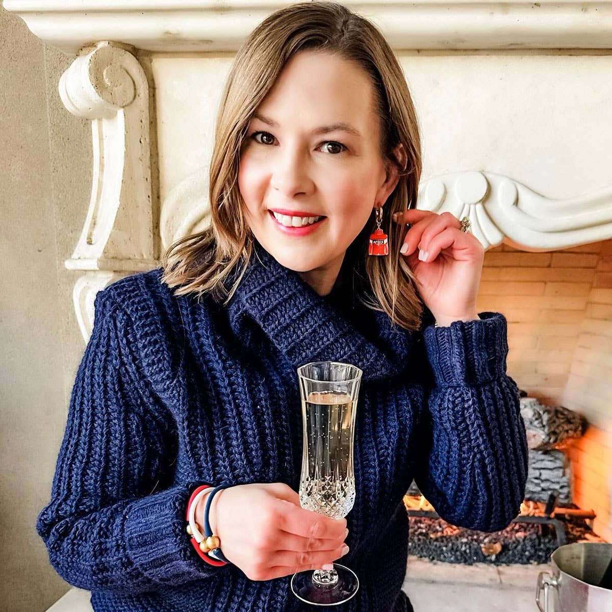 Canvas Style - Aspen Après Ski Sweater Drop Hoop Enamel Earring in Red