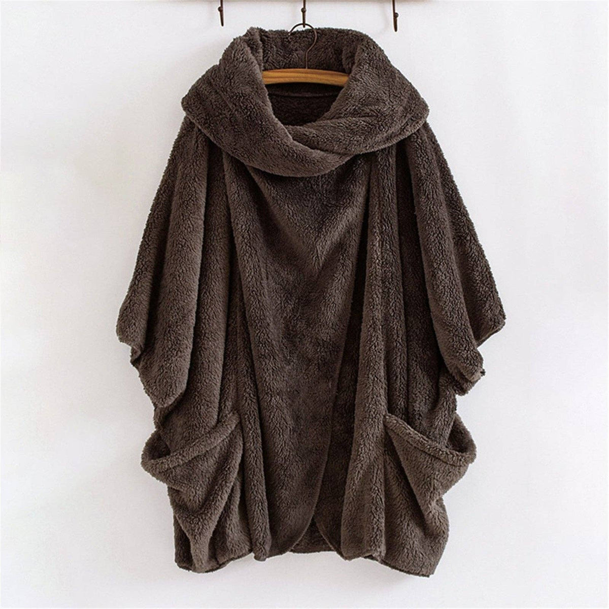 Suhkasana - Women's Oversized Sherpa Jacket Batwing Sleeve Fuzzy Coat: Black / Nan / S