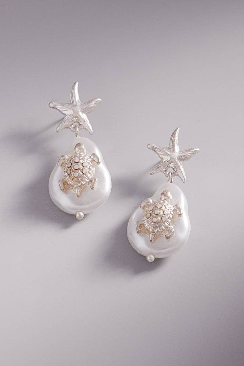 Designature New York - Summer Turtle Pearl Hypoallergenic Post Earrings: VG / ONE