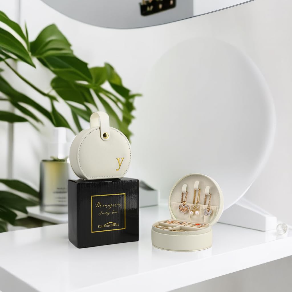 COLLECTIVE HOME - Travel Jewelry Case, Elegant Half-Moon Design with Gold Monogram, Detachable Handle, Personalized Accessory Organizer, Gift for Fashion-Forward Women and Teens (s)