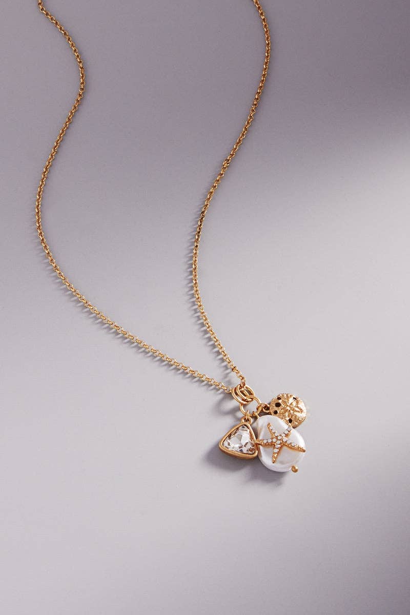 Designature New York - Summer Sealife Vintage Pearl Charm Short Necklace: VG / ONE