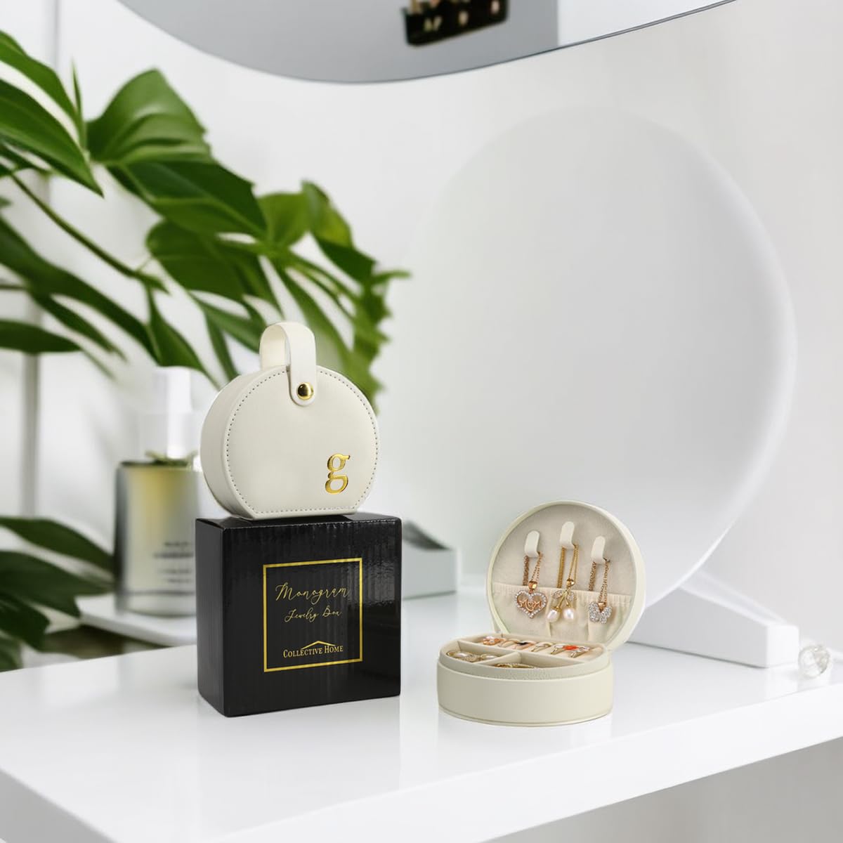 COLLECTIVE HOME - Travel Jewelry Case, Elegant Half-Moon Design with Gold Monogram, Detachable Handle, Personalized Accessory Organizer, Gift for Fashion-Forward Women and Teens (s)