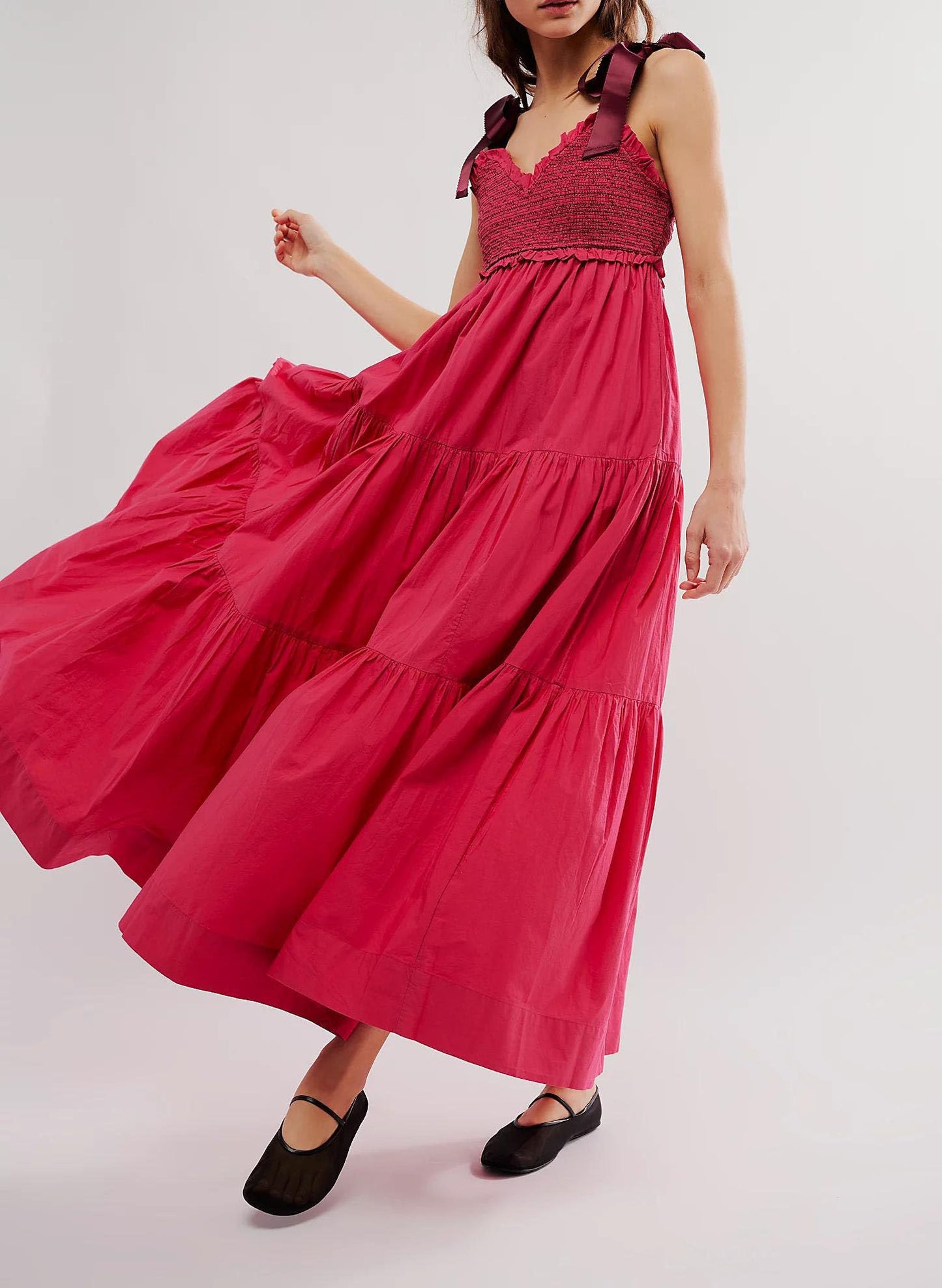 Women Summer Dresses Flowy Smocked Maxi Dress Sleeveless Tie Shoulder Boho Dresses Y2K Floral Beach Sundresses