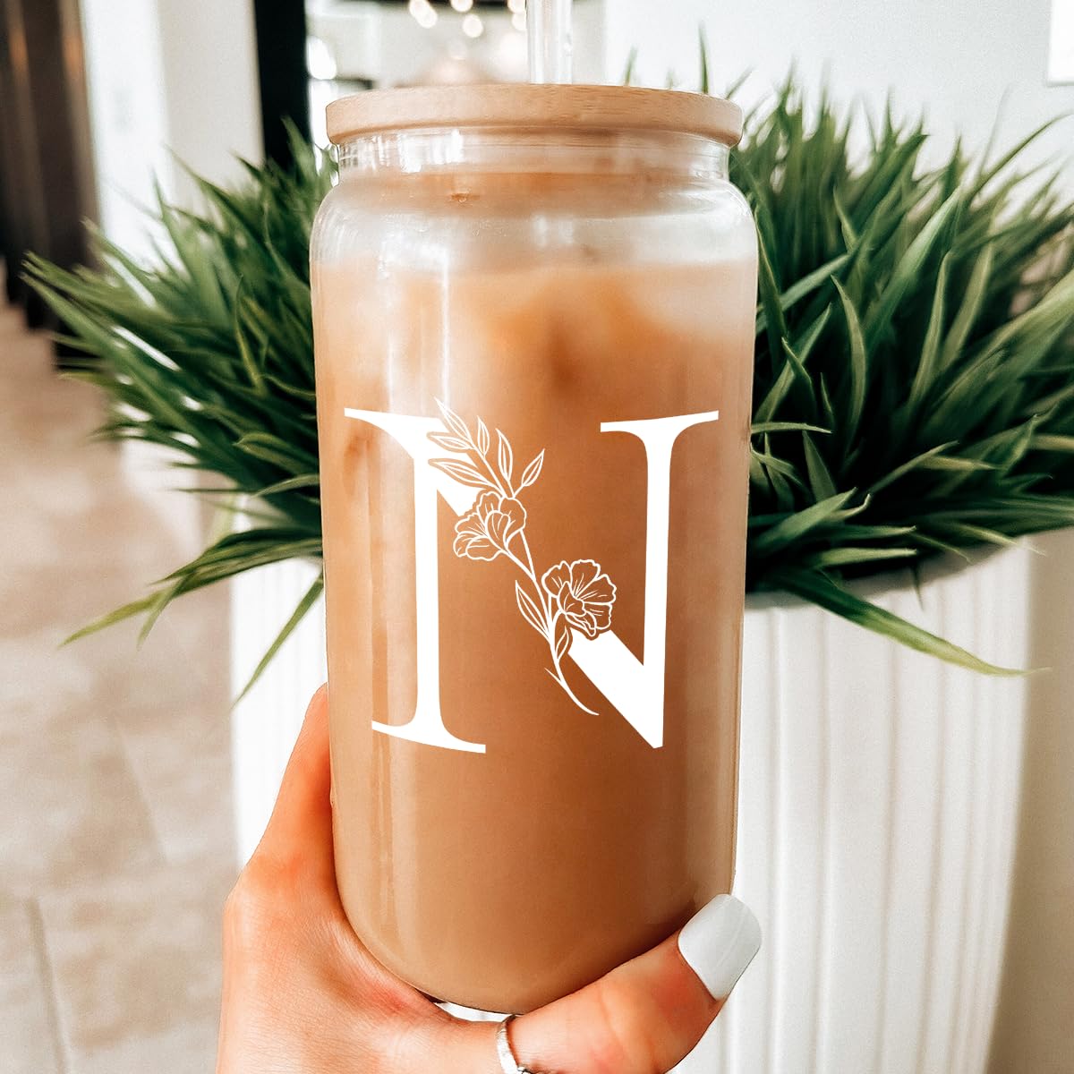 SANDJEST Monogrammed Gifts for Women - Monogram D Initial Glass Cup 16 Oz Can Coffee Cups with Lid and Straw - Monogram Initials Gifts for Womens on Birthday