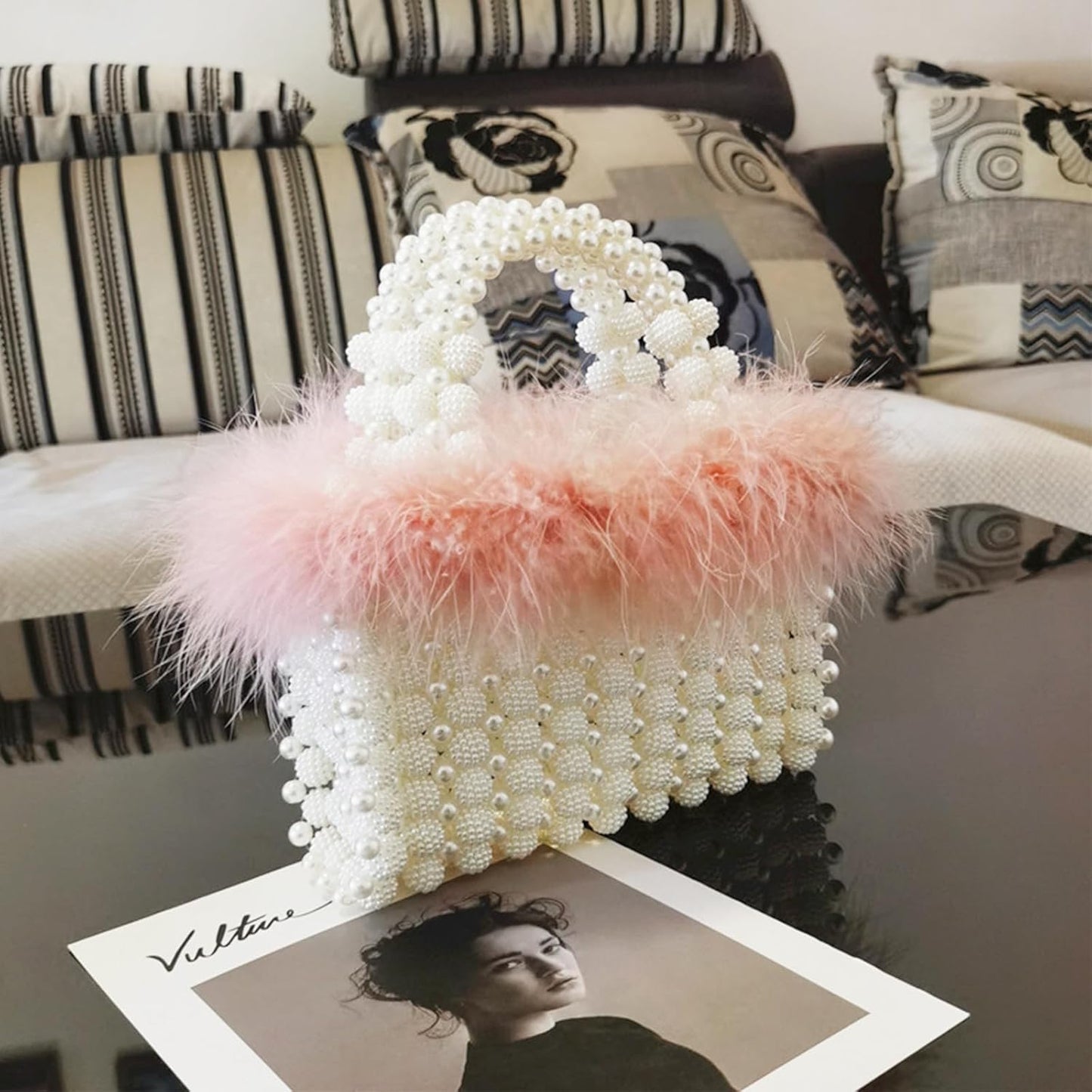 Women Pearl Purse,Evening Bags, Artificial Pearl Clutch, Square Pink Feather Handbags, White Purse for Party Wedding Travel