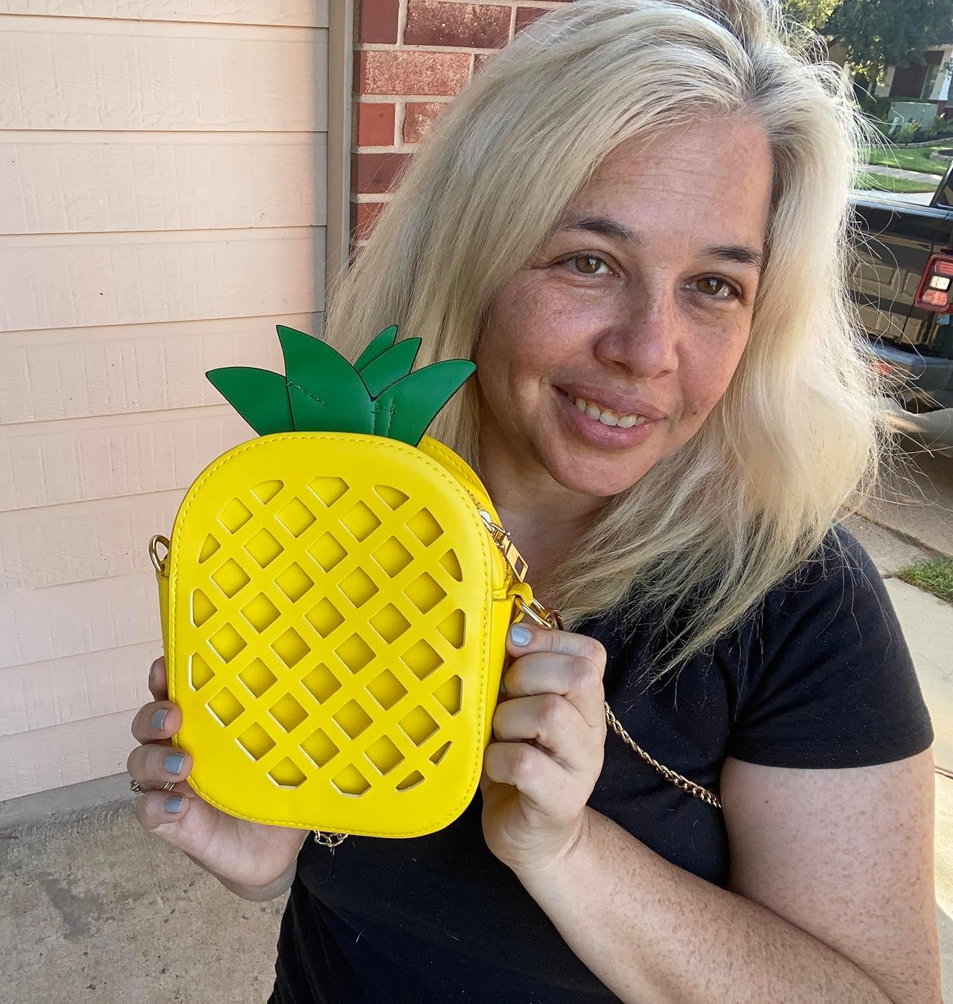 yuboo Women's Pineapple Purse, Summer Pineapple Bag Yellow Crossbody Shoulder Bag Novelty Purse for Hawaiian Tropical Accessories for Women