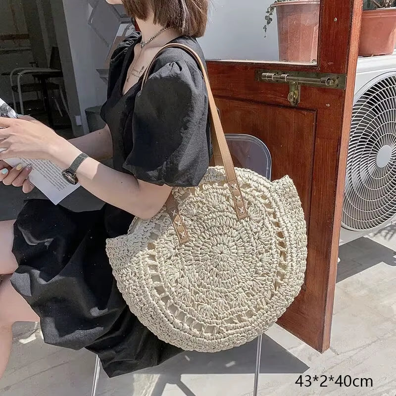 Woven Rattan Bag round Straw Shoulder Bag Small Beach Handbags Women Summer Hollow Handmade Messenger Crossbody Bags