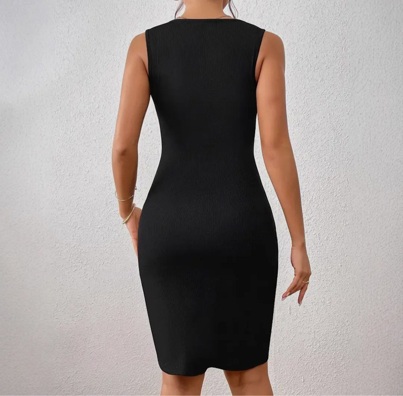 Color Block Asymmetrical Sleeveless
Bodycon Dress