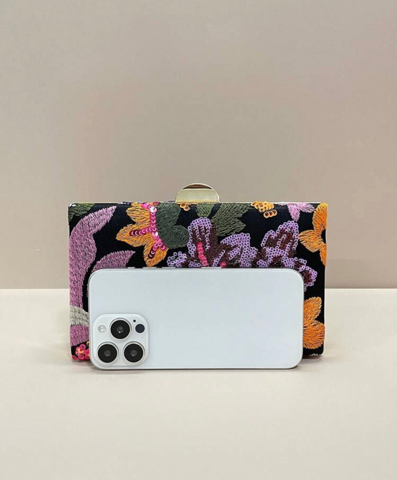 Floral Elegant Clutch Bag