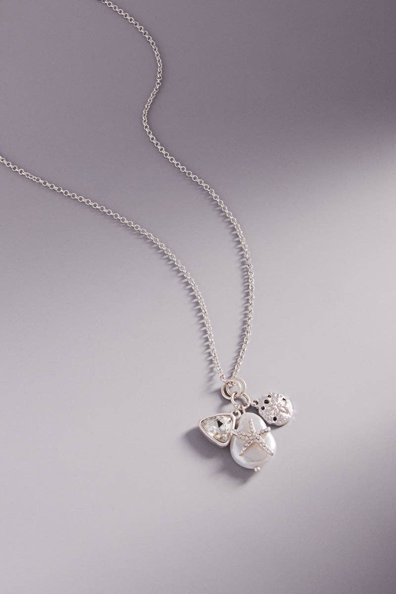 Designature New York - Summer Sealife Vintage Pearl Charm Short Necklace: VG / ONE
