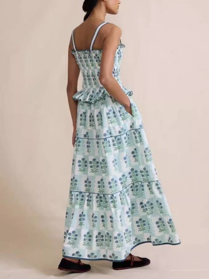 Rosa Clothing - Wavy Floral Luscious Slip Puffy Dress: White / M