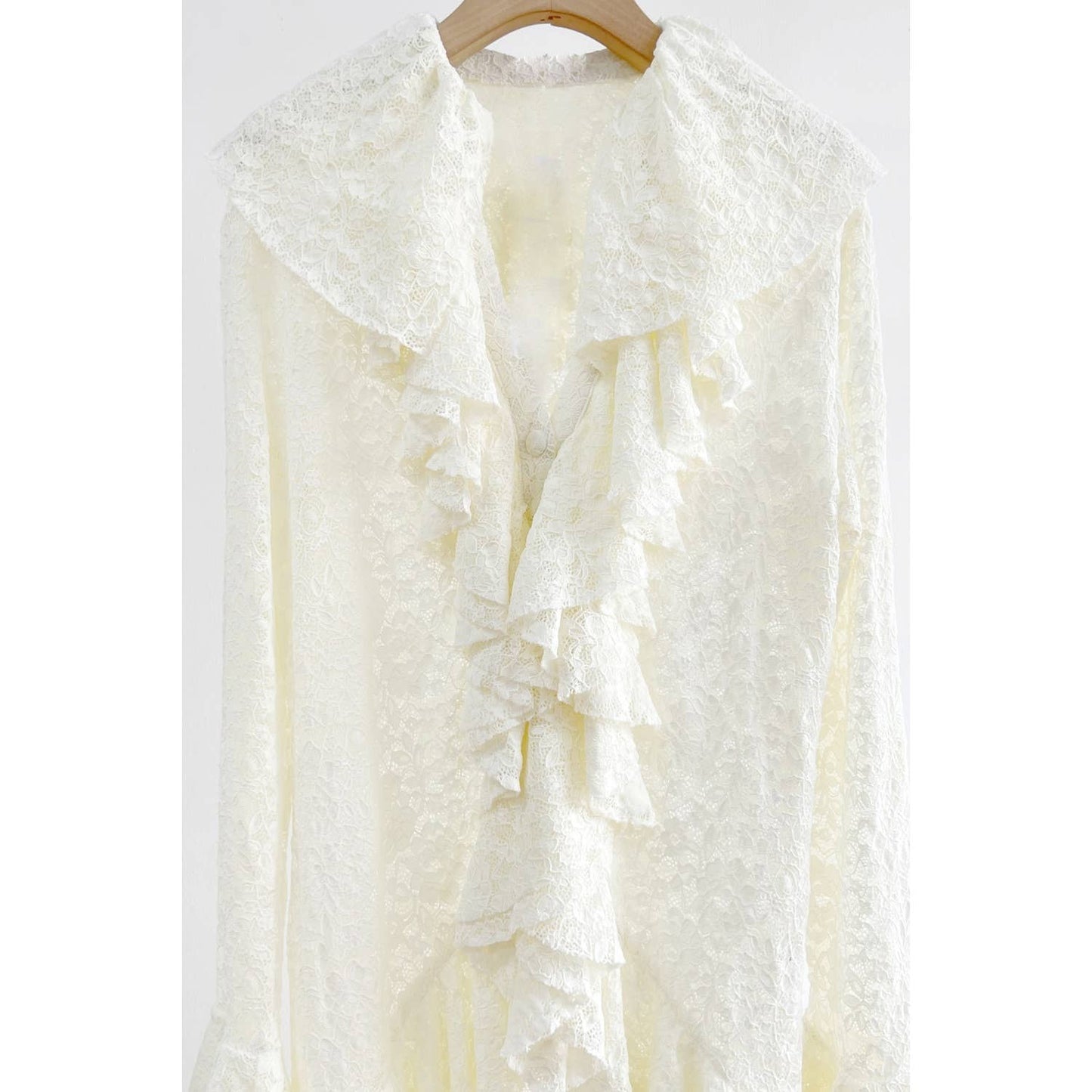 XHHH Inc - Ruffle Lace Flare Sleeve Blouse: BEIGE / L