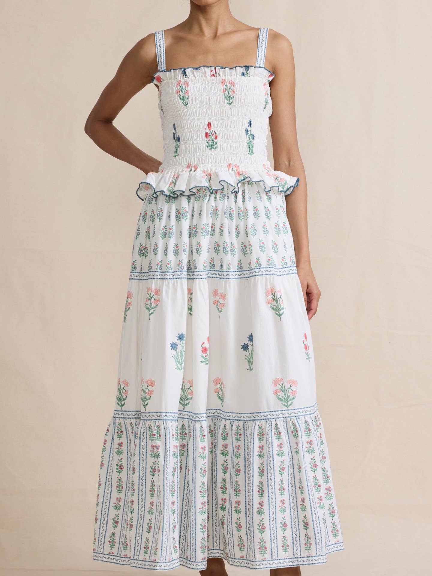 Rosa Clothing - Wavy Floral Luscious Slip Puffy Dress: White / M