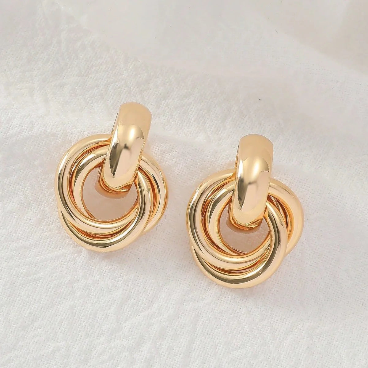 Gold SIlver Color Knot Hoop Earring For Women Shiny Plating Trendy Earring Stud Cute Daily Wear Jewelry