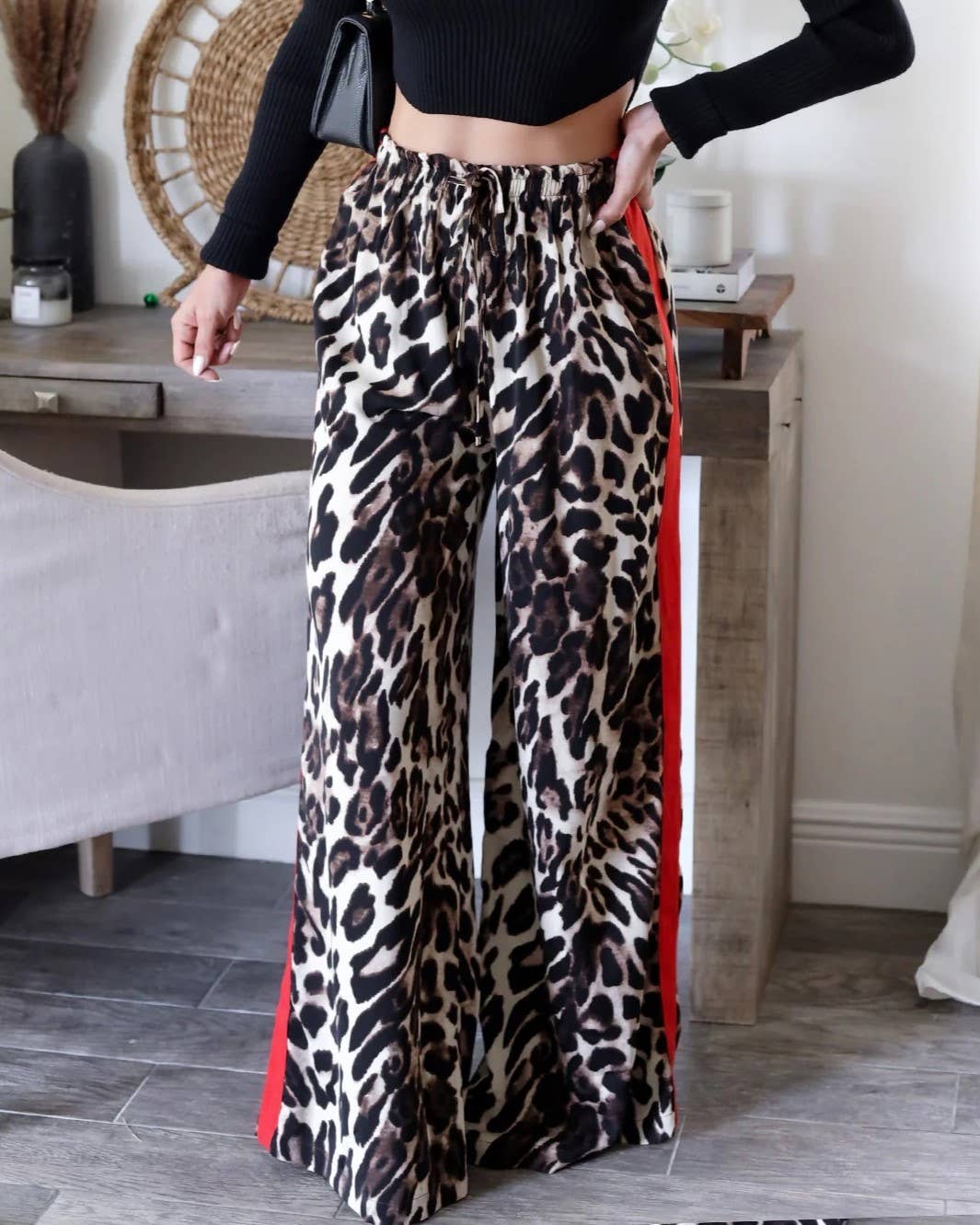 HIDDENBRAND - Street Leopard Print Side Striped Straight Pants: Leopard / S