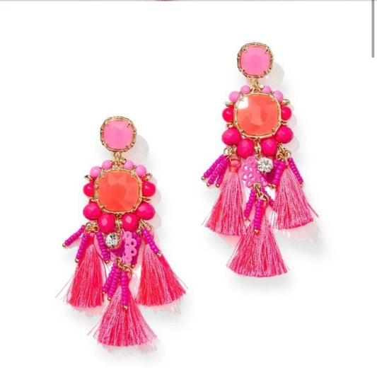 NWT- LILLY PULITZER Waterside Earrings Kitschy Coral Pink Crystal Pierced Dangle