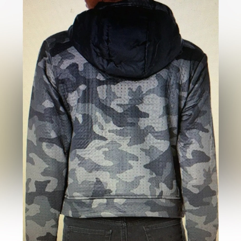 Columbia Womens Jacket Size Medium Grey Camo Northern Canyon Hybrid ZipUp Hooded