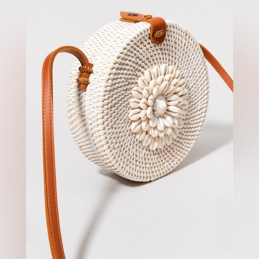 Buffy Shell Round Crossbody Handbag