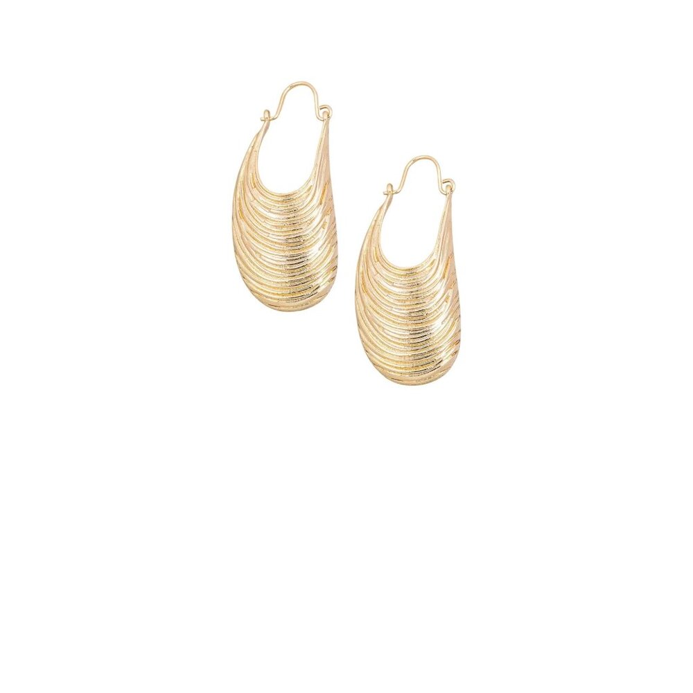 Elongated Ribbed Texture Gold Shell Earrings