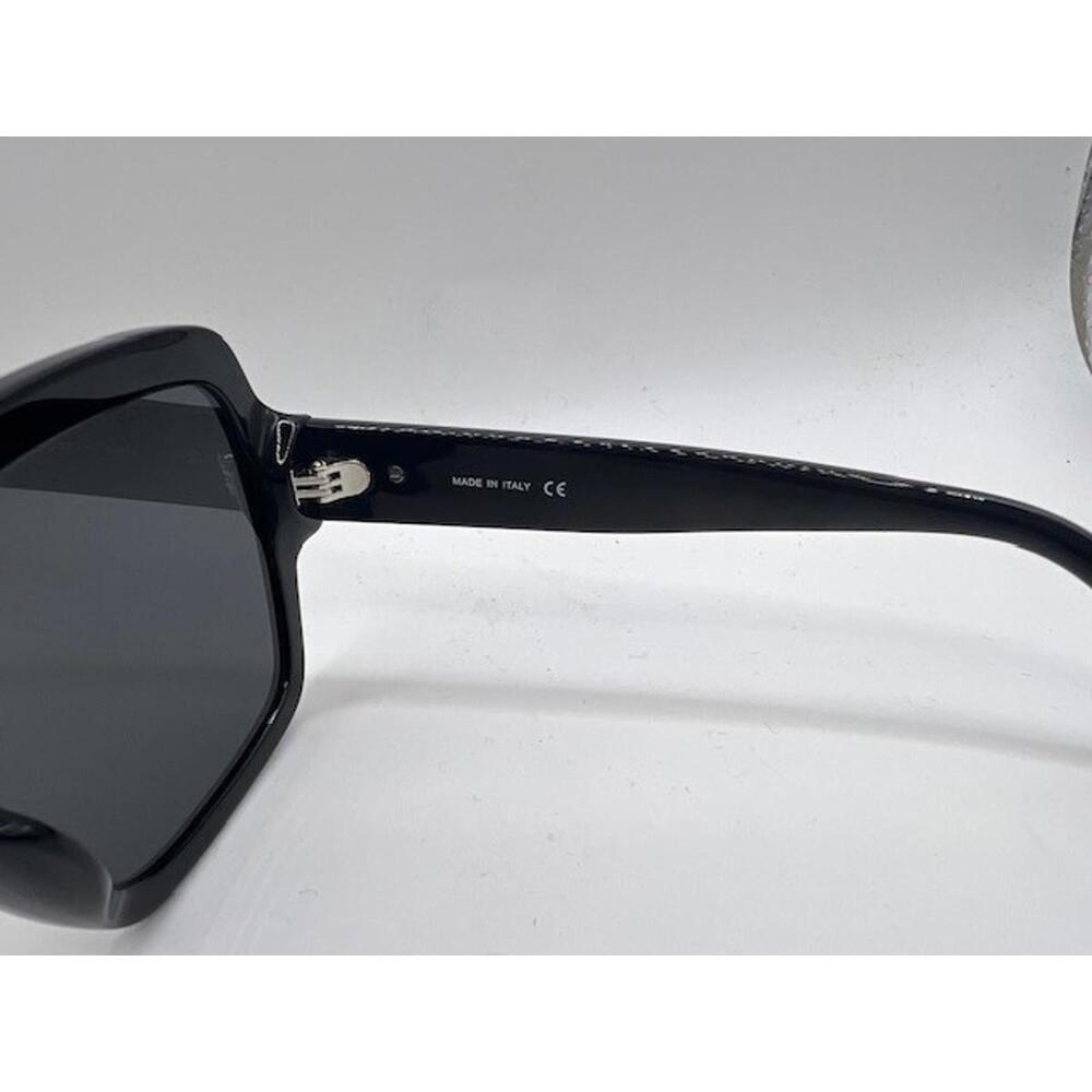 Authentic CHANEL Sunglasses Women Frames Gold Heart CC Black Brand New With Box