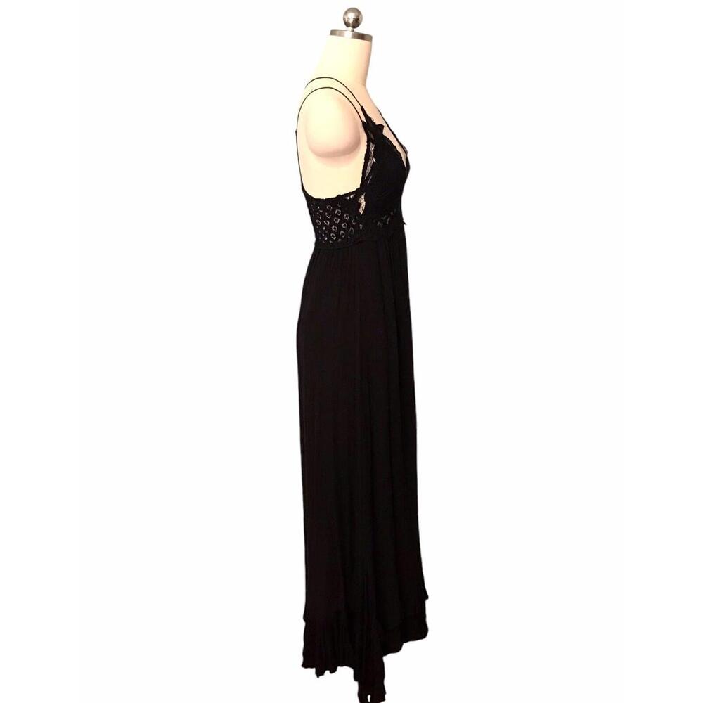 Free People Elegant Black Maxi Dress with Lace Details