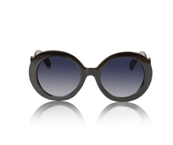 Retro Ladies Butterfly Round Sunglasses Trendy Fashion Bright Black Frame